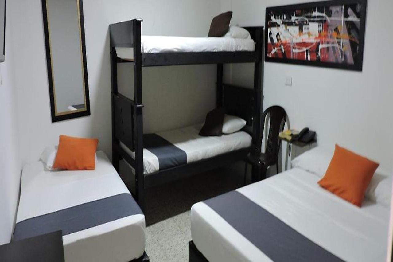 Hotel Jc 43 Medellín Exteriör bild