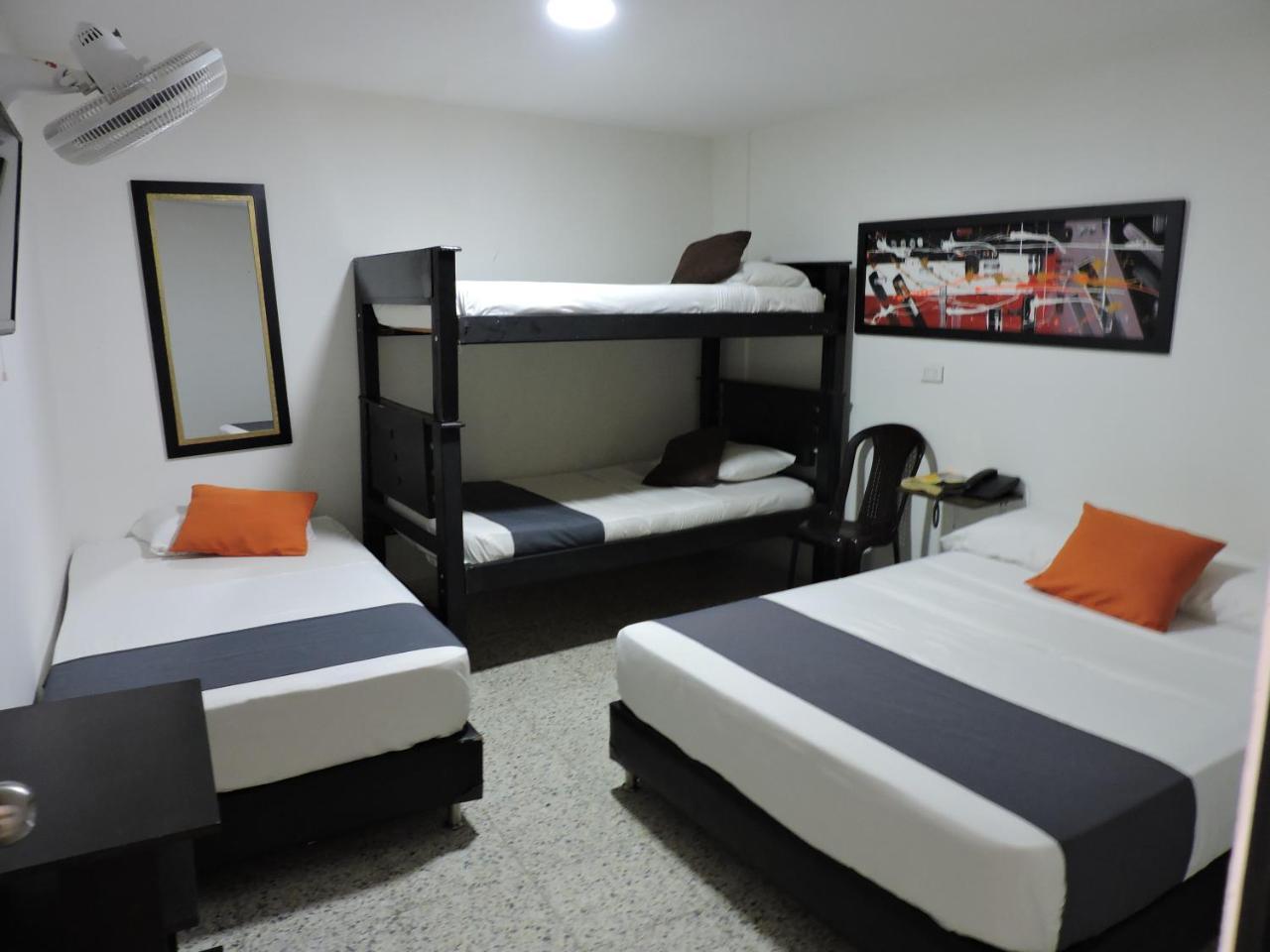 Hotel Jc 43 Medellín Exteriör bild