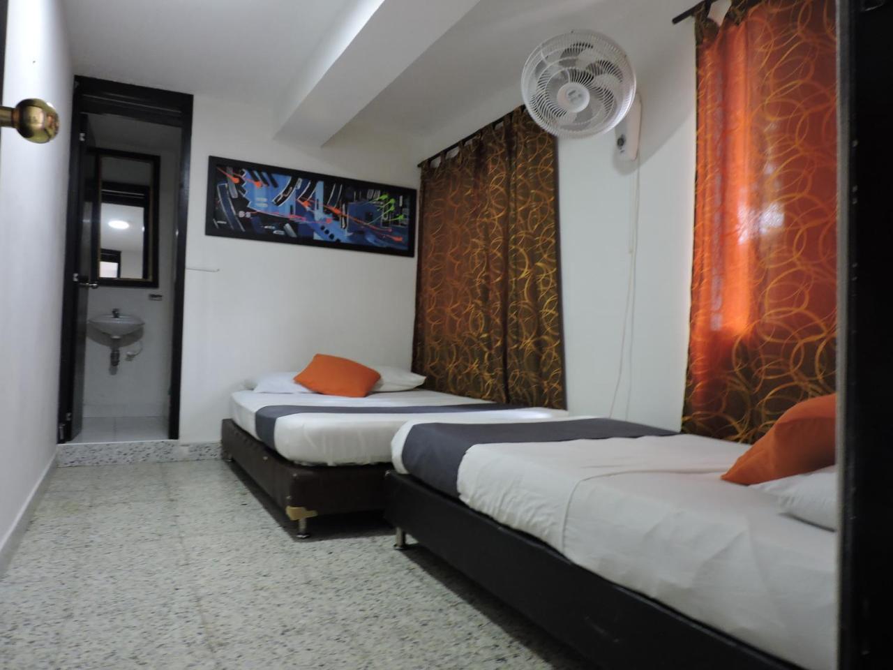 Hotel Jc 43 Medellín Exteriör bild