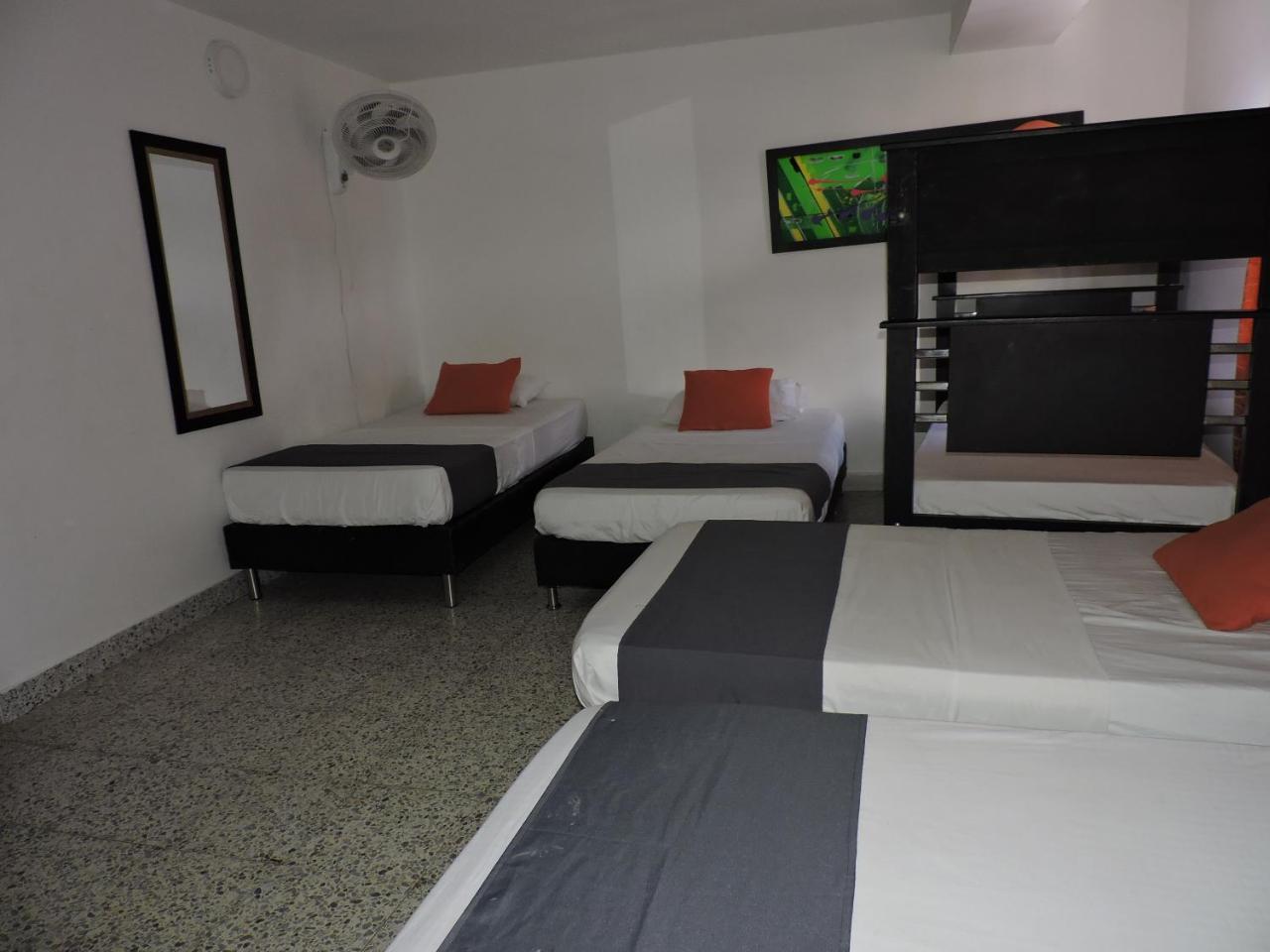 Hotel Jc 43 Medellín Exteriör bild