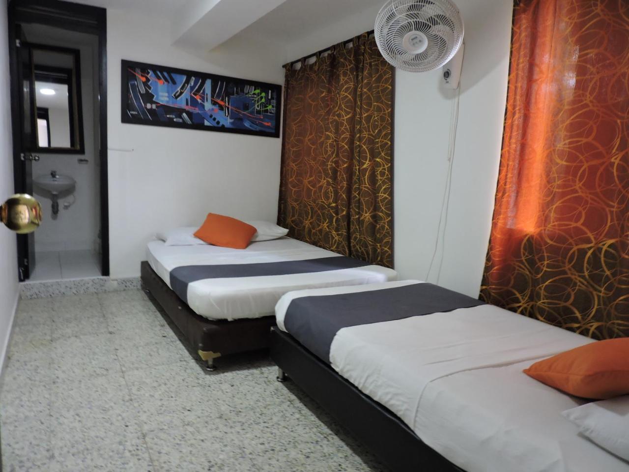 Hotel Jc 43 Medellín Exteriör bild